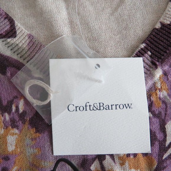 NWT Croft & Barrow Women’s V-neck Floral Motif Knit Top M - Picture 9 of 11